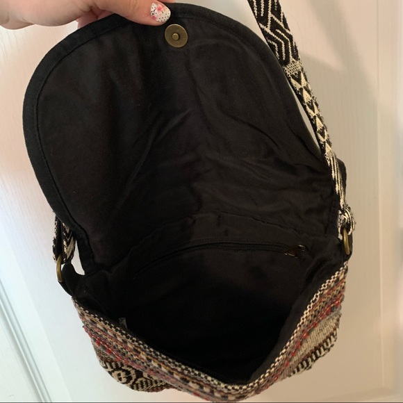 Patchwork / stripe tribal print crossbody purse - Picture 9 of 10